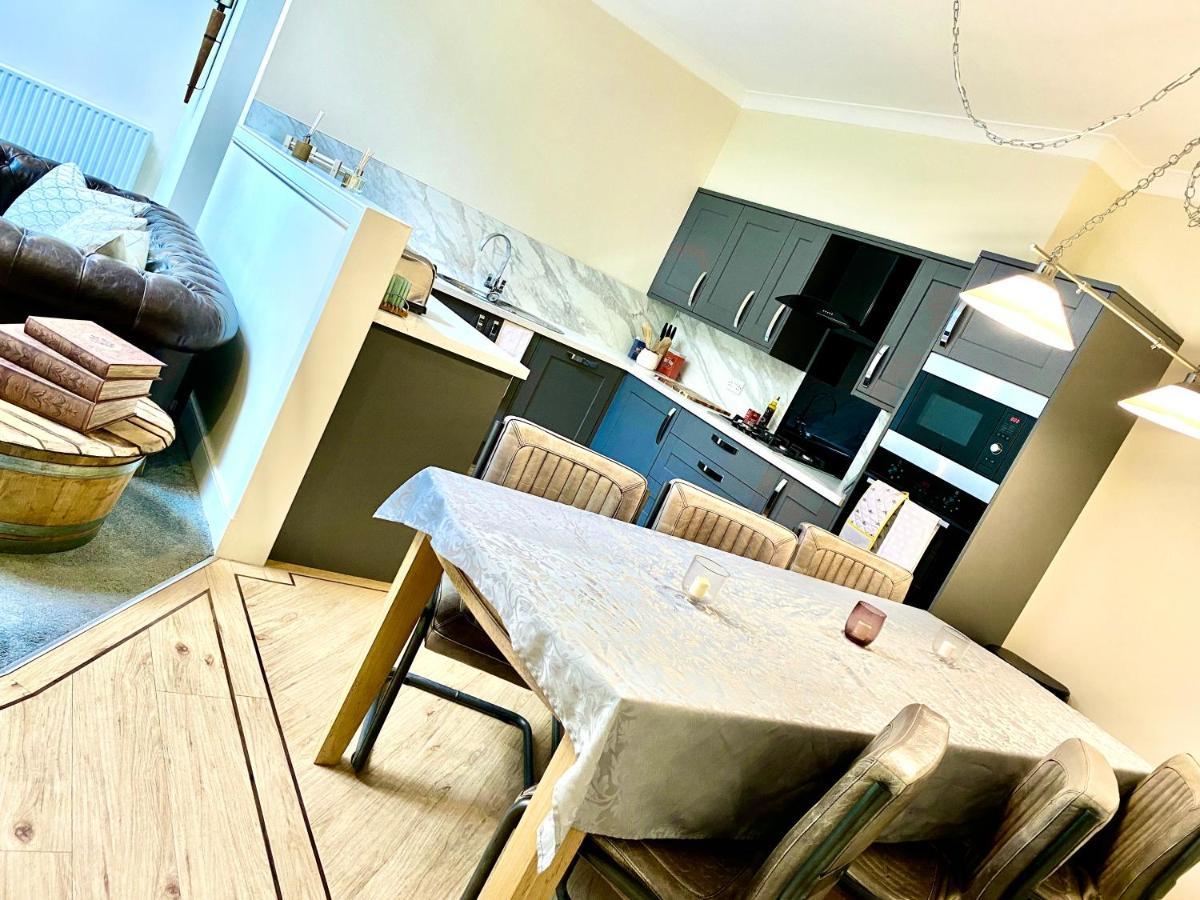 Serviced Accommodation Moray Lesmurdie House, Elgin - Free Parking, Free Wifi Zewnętrze zdjęcie