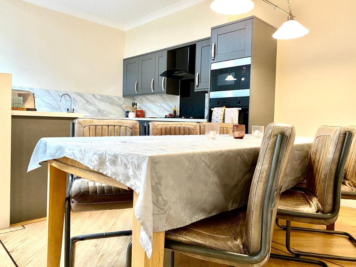 Serviced Accommodation Moray Lesmurdie House, Elgin - Free Parking, Free Wifi Zewnętrze zdjęcie