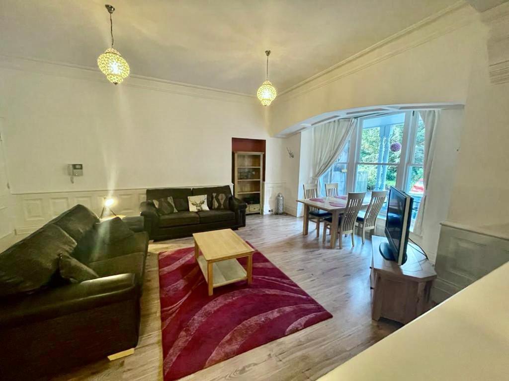 Serviced Accommodation Moray Lesmurdie House, Elgin - Free Parking, Free Wifi Zewnętrze zdjęcie